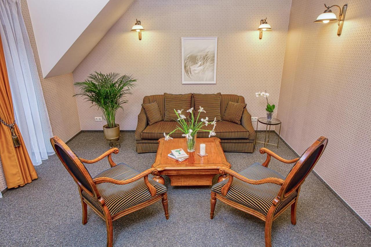 White Lily Apartment Klaipėda Exteriör bild